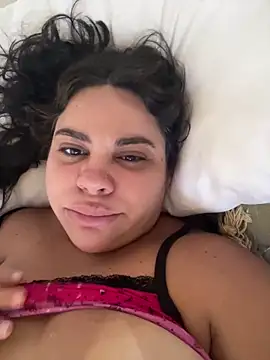 Snapshot of Adriputinha chatting on February 4, 2026, 2:23 pm Adriputinha online show from February 4, 2026, 2:23 pm