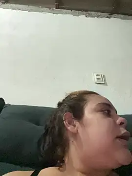 Snapshot of Adriputinha chatting on July 5, 2026, 2:51 am Adriputinha online show from July 5, 2026, 2:51 am