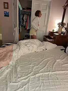 mooviebaby online show from April 1, 2026, 7:20 am