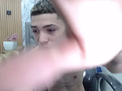 Snapshot of Asher_costa chatting on February 10, 2026, 5:28 pm Asher costa online show from February 10, 2026, 5:28 pm