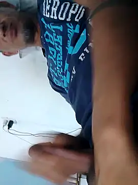 Snapshot of Nicedickcumcali chatting on February 8, 2026, 9:18 pm Nicedickcumcali online show from February 8, 2026, 9:18 pm