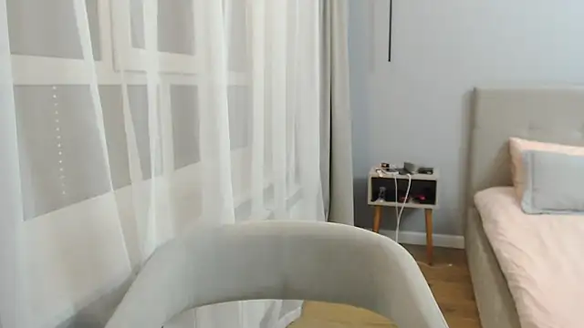 Snapshot of Tasiya chatting on May 18, 2026, 8:25 pm Tasiya online show from May 18, 2026, 8:25 pm