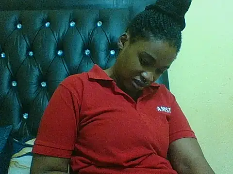 Snapshot of Juicylipss88 chatting on February 23, 2026, 10:34 am Juicylipss88 online show from February 23, 2026, 10:34 am