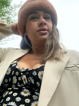 BabyKathy online show from April 12, 2026, 12:32 pm