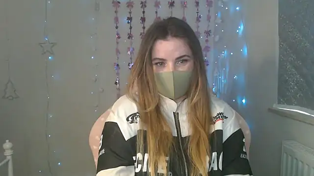 Snapshot of Avelina1 chatting on March 10, 2026, 12:10 pm Avelina1 online show from March 10, 2026, 12:10 pm