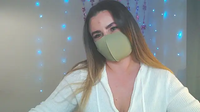Avelina1 online show from May 26, 2026, 8:27 pm