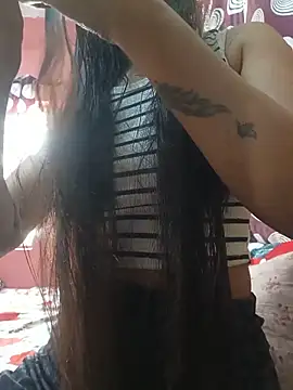 komalsharma99 online show from May 14, 2026, 10:00 am