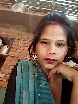 Snapshot of Hot_ree64 chatting on February 21, 2026, 6:47 am Hot ree64 online show from February 21, 2026, 6:47 am