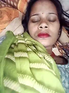 Snapshot of Hot_ree64 chatting on March 3, 2026, 3:51 pm Hot ree64 online show from March 3, 2026, 3:51 pm