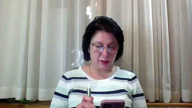 Snapshot of Asay21 chatting on February 18, 2026, 7:54 pm Asay21 online show from February 18, 2026, 7:54 pm