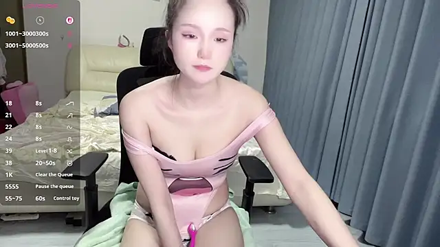 Fairy-615 online show from May 18, 2026, 8:36 pm