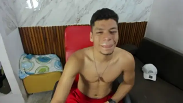 Andres sant  online show from April 12, 2026, 11:32 pm