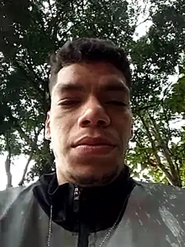 Andres sant  online show from April 13, 2026, 4:34 pm