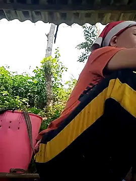 witch-xx online show from April 13, 2026, 5:57 am