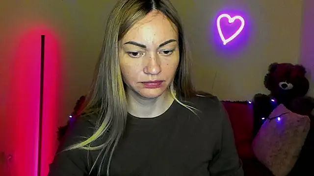 BlondMikey22 online show from May 21, 2026, 11:28 am