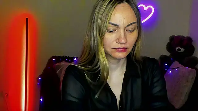 BlondMikey22 online show from May 30, 2026, 5:26 am