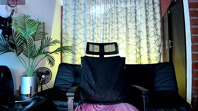 Snapshot of mia_graf chatting on February 13, 2026, 9:22 pm mia graf online show from February 13, 2026, 9:22 pm