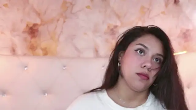 SasshaSpicy online show from April 12, 2026, 12:43 pm