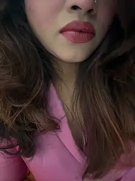 riya sharma11 online show from March 18, 2026, 6:55 pm