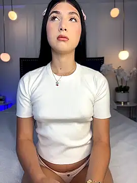 Snapshot of BadLilAngelXXX chatting on March 25, 2026, 1:17 pm BadLilAngelXXX online show from March 25, 2026, 1:17 pm