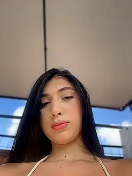 Snapshot of BadLilAngelXXX chatting on April 2, 2026, 1:09 pm BadLilAngelXXX online show from April 2, 2026, 1:09 pm