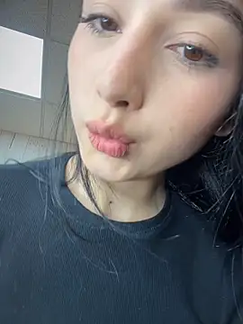 Snapshot of BadLilAngelXXX chatting on April 4, 2026, 1:08 pm BadLilAngelXXX online show from April 4, 2026, 1:08 pm