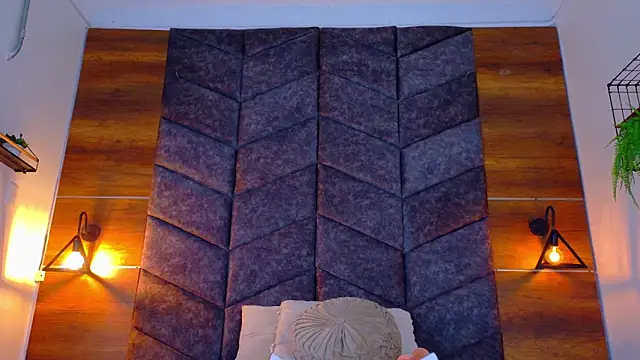 FernandaBrown   online show from March 23, 2026, 7:51 pm