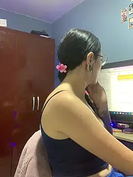 Snapshot of Sofii7 chatting on February 10, 2026, 11:31 pm Sofii7 online show from February 10, 2026, 11:31 pm