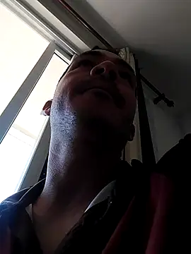 Snapshot of Santiago_vnz chatting on February 15, 2026, 4:25 pm Santiago vnz online show from February 15, 2026, 4:25 pm