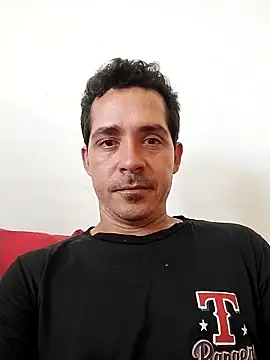 Snapshot of Santiago_vnz chatting on March 1, 2026, 4:20 pm Santiago vnz online show from March 1, 2026, 4:20 pm