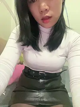 Snapshot of DoliceGirl2k chatting on February 18, 2026, 3:02 am DoliceGirl2k online show from February 18, 2026, 3:02 am