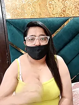 GangbangCouple online show from March 16, 2026, 4:51 am