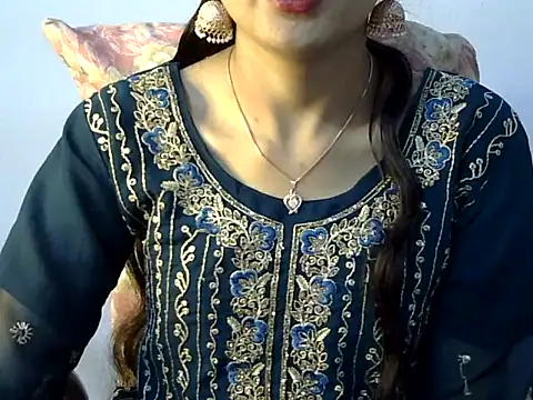 Snapshot of Mehaak_ chatting on March 5, 2026, 4:47 pm Mehaak online show from March 5, 2026, 4:47 pm