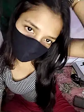 Snapshot of Naina-hott chatting on February 28, 2026, 7:04 pm Naina-hott online show from February 28, 2026, 7:04 pm