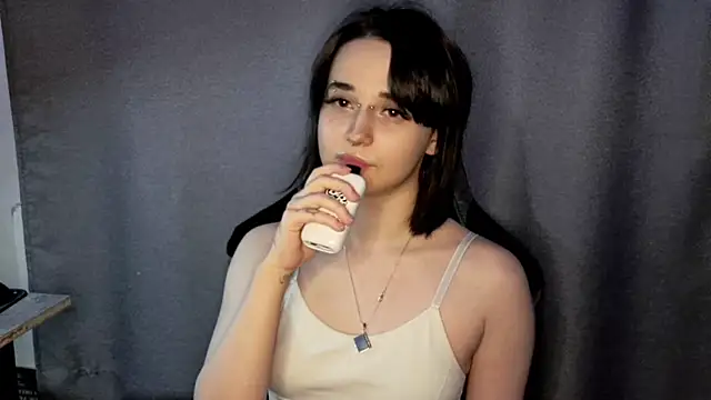 Snapshot of PureSofia chatting on February 13, 2026, 1:40 pm PureSofia online show from February 13, 2026, 1:40 pm