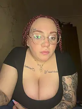 Snapshot of Diablita13 chatting on February 5, 2026, 11:04 am Diablita13 online show from February 5, 2026, 11:04 am