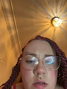 Snapshot of Diablita13 chatting on February 8, 2026, 1:09 am Diablita13 online show from February 8, 2026, 1:09 am