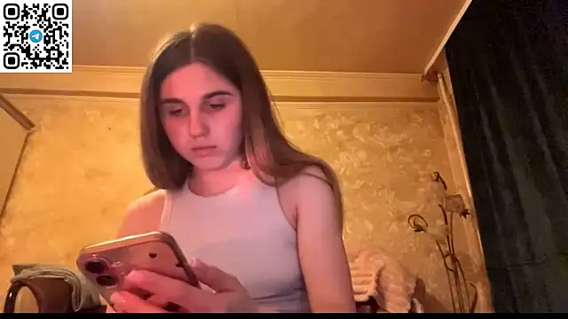 LovelySilk 63 online show from May 7, 2026, 6:57 pm