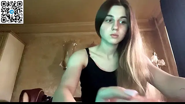 LovelySilk 63 online show from May 17, 2026, 7:17 am