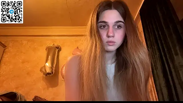 LovelySilk 63 online show from May 20, 2026, 6:36 pm