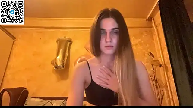 LovelySilk 63 online show from May 23, 2026, 7:18 pm
