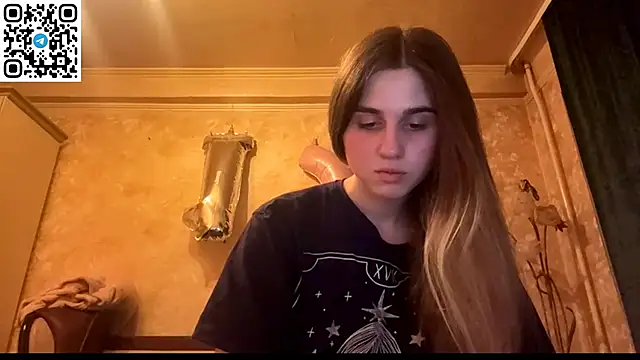 LovelySilk 63 online show from May 25, 2026, 6:36 pm