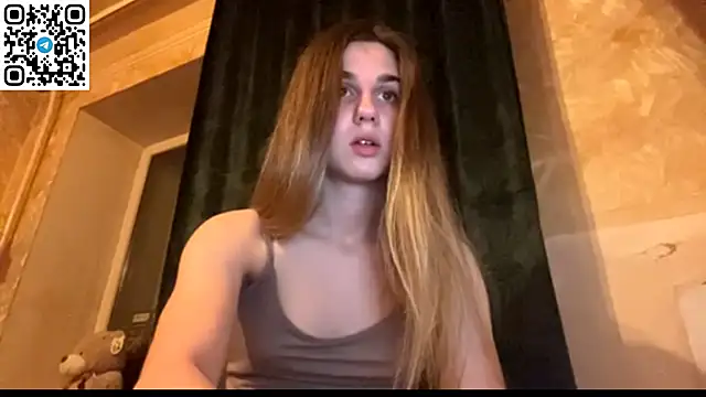 LovelySilk 63 online show from May 26, 2026, 7:10 pm