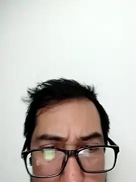 Snapshot of miiich86 chatting on March 5, 2026, 5:36 am miiich86 online show from March 5, 2026, 5:36 am