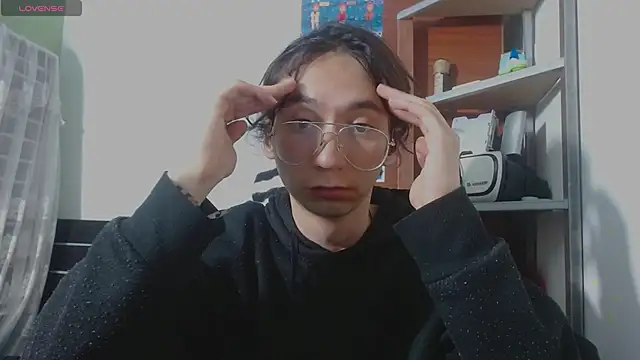 Snapshot of najimi_uwu_ chatting on February 10, 2026, 8:02 pm najimi uwu online show from February 10, 2026, 8:02 pm