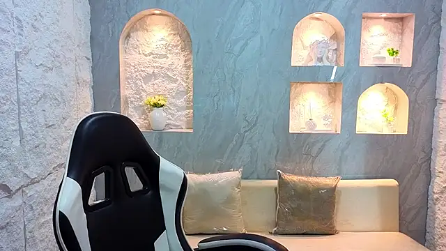 Snapshot of Catalina_Tx_ chatting on February 28, 2026, 7:59 pm Catalina Tx online show from February 28, 2026, 7:59 pm