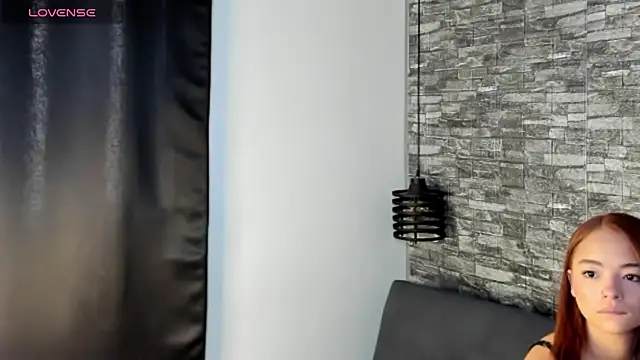 Snapshot of ASHLEY_COLLINS1 chatting on February 13, 2026, 1:07 pm ASHLEY COLLINS1 online show from February 13, 2026, 1:07 pm