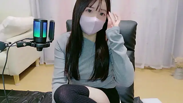 Snapshot of Sana_37_ chatting on February 20, 2026, 3:23 pm Sana 37 online show from February 20, 2026, 3:23 pm