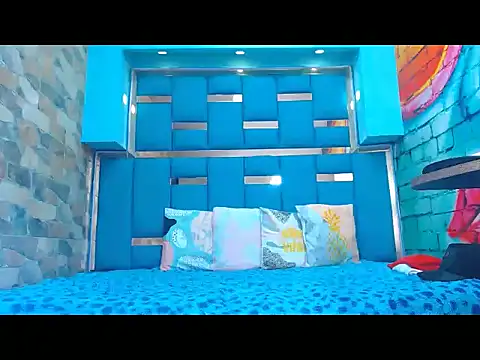 warmNoah online show from March 5, 2026, 7:21 pm