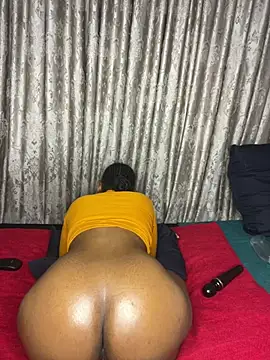 Snapshot of applebae chatting on May 14, 2026, 6:09 am applebae online show from May 14, 2026, 6:09 am